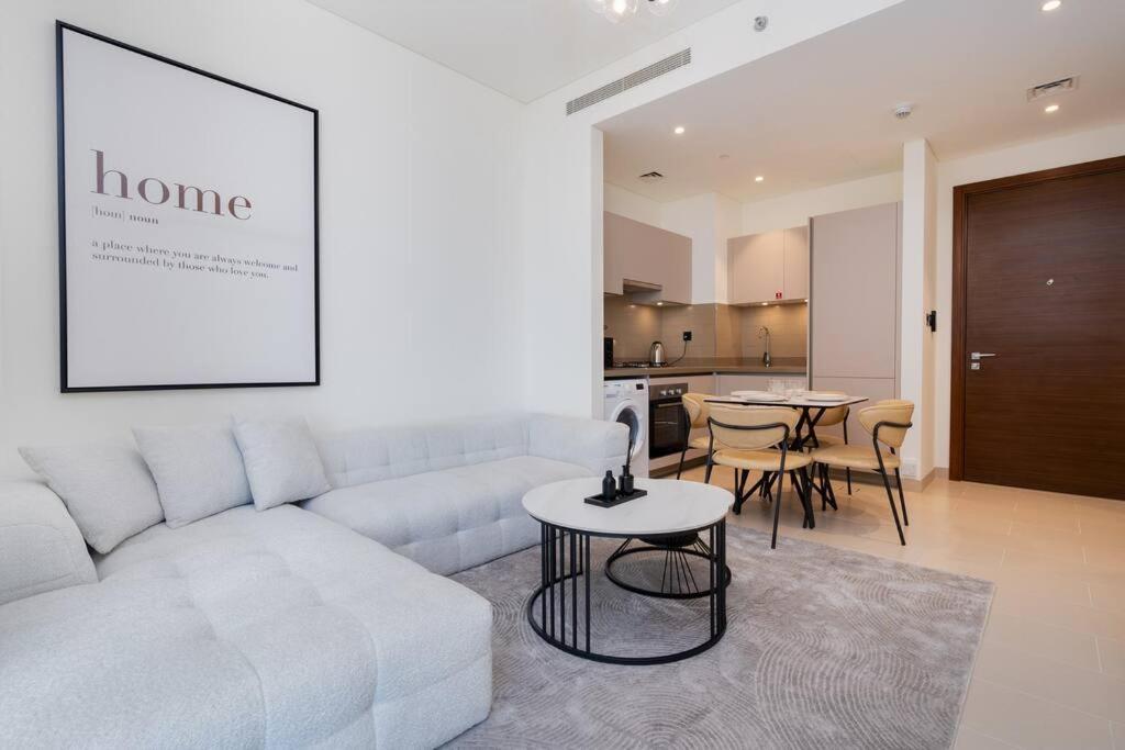 Apartment Luxury 1bdr In Sobha Creek Vistas Reserve Dubai